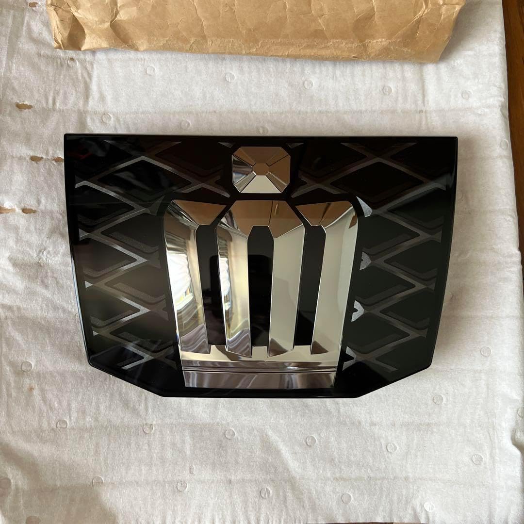 クラウン 210系 アスリート ターボ ミリ波レーダー エンブレム